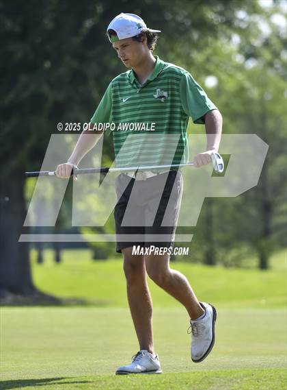 Thumbnail 3 in UIL 4A Golf (Region II Regionals) photogallery.