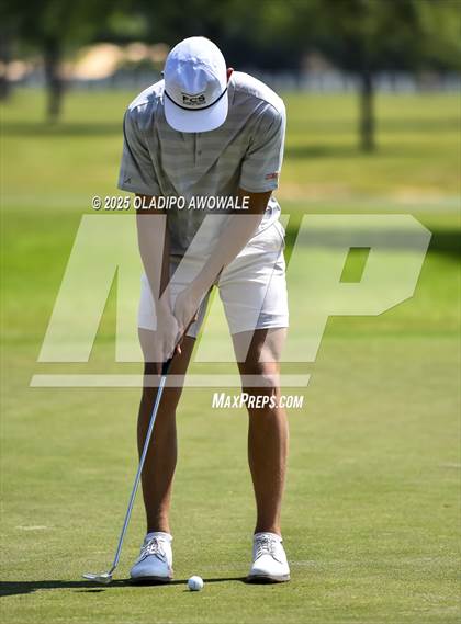 Thumbnail 1 in UIL 4A Golf (Region II Regionals) photogallery.