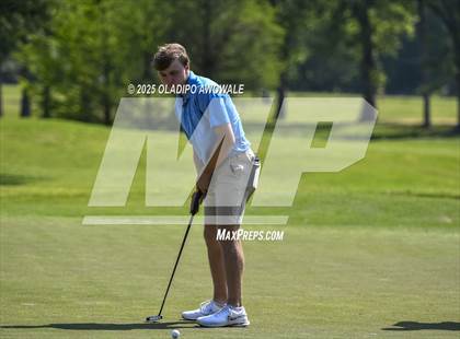 Thumbnail 3 in UIL 4A Golf (Region II Regionals) photogallery.