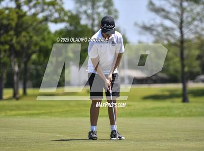 Thumbnail 3 in UIL 4A Golf (Region II Regionals) photogallery.