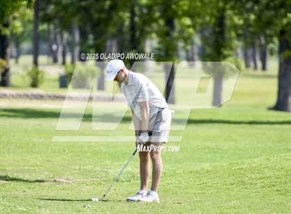 Thumbnail 3 in UIL 4A Golf (Region II Regionals) photogallery.