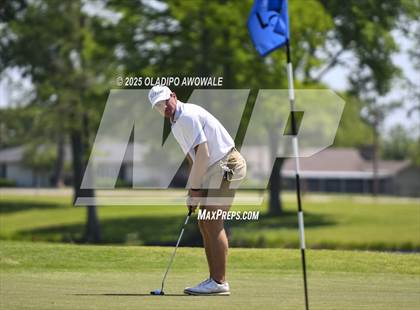 Thumbnail 1 in UIL 4A Golf (Region II Regionals) photogallery.