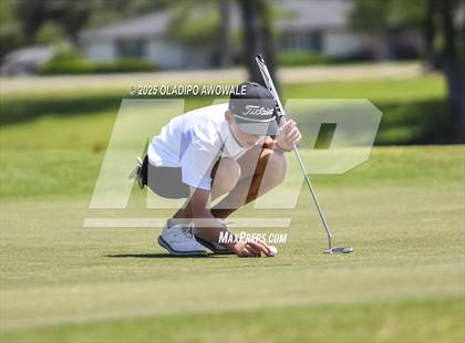 Thumbnail 2 in UIL 4A Golf (Region II Regionals) photogallery.