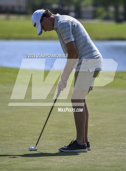 Thumbnail 1 in UIL 4A Golf (Region II Regionals) photogallery.