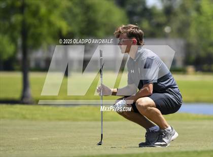Thumbnail 3 in UIL 4A Golf (Region II Regionals) photogallery.