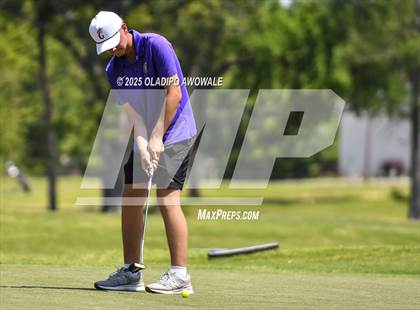 Thumbnail 2 in UIL 4A Golf (Region II Regionals) photogallery.