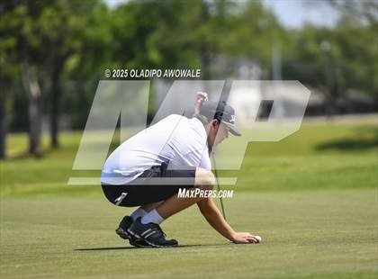 Thumbnail 2 in UIL 4A Golf (Region II Regionals) photogallery.