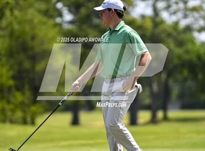 Thumbnail 3 in UIL 4A Golf (Region II Regionals) photogallery.