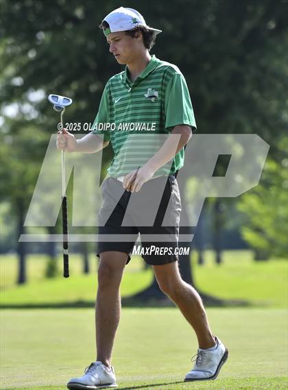 Thumbnail 2 in UIL 4A Golf (Region II Regionals) photogallery.