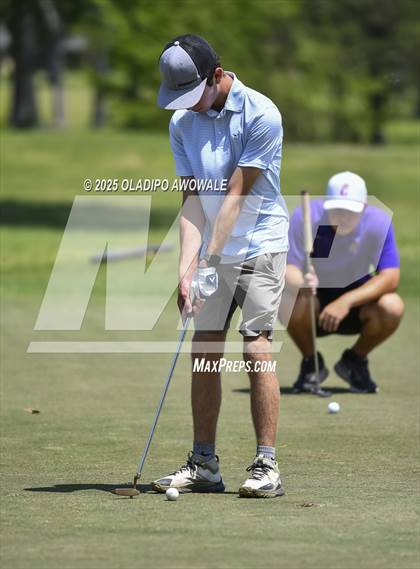 Thumbnail 2 in UIL 4A Golf (Region II Regionals) photogallery.
