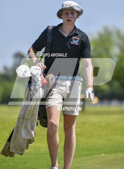 Thumbnail 2 in UIL 4A Golf (Region II Regionals) photogallery.