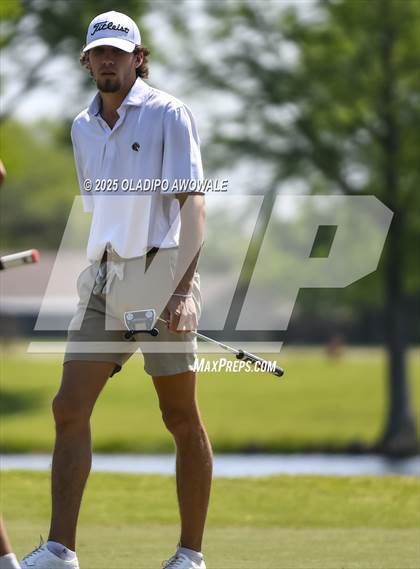 Thumbnail 1 in UIL 4A Golf (Region II Regionals) photogallery.