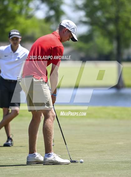 Thumbnail 1 in UIL 4A Golf (Region II Regionals) photogallery.