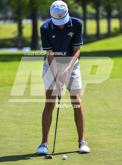 Thumbnail 3 in UIL 4A Golf (Region II Regionals) photogallery.