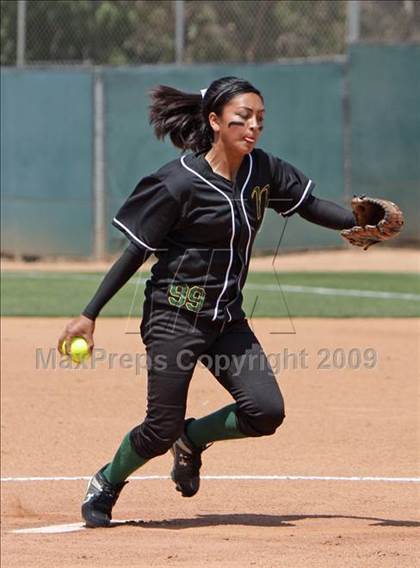 Thumbnail 3 in Narbonne vs. Eagle Rock (CIF LA City Invitational Final) photogallery.
