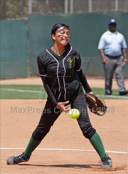 Thumbnail 2 in Narbonne vs. Eagle Rock (CIF LA City Invitational Final) photogallery.