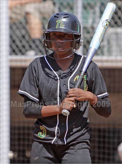 Thumbnail 3 in Narbonne vs. Eagle Rock (CIF LA City Invitational Final) photogallery.