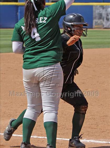 Thumbnail 2 in Narbonne vs. Eagle Rock (CIF LA City Invitational Final) photogallery.
