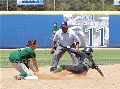 Thumbnail 3 in Narbonne vs. Eagle Rock (CIF LA City Invitational Final) photogallery.