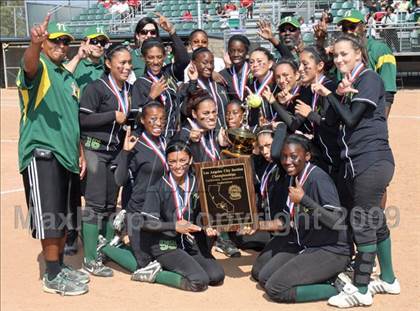 Thumbnail 2 in Narbonne vs. Eagle Rock (CIF LA City Invitational Final) photogallery.