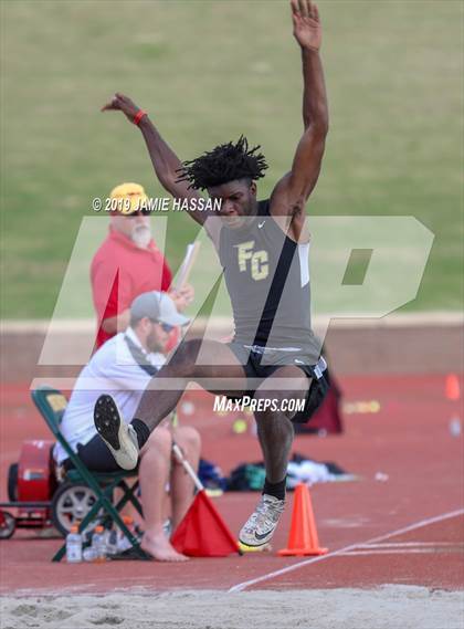 Thumbnail 3 in Bojangles Track and Field Classic (Field Events) photogallery.