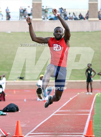 Thumbnail 3 in Bojangles Track and Field Classic (Field Events) photogallery.