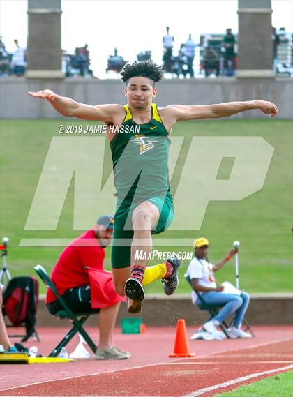 Thumbnail 1 in Bojangles Track and Field Classic (Field Events) photogallery.