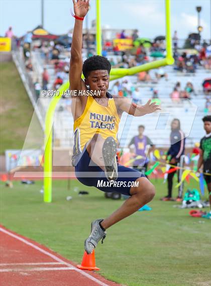 Thumbnail 1 in Bojangles Track and Field Classic (Field Events) photogallery.