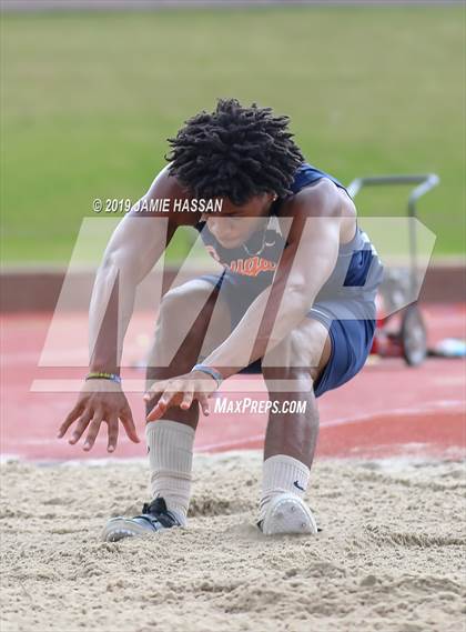Thumbnail 2 in Bojangles Track and Field Classic (Field Events) photogallery.