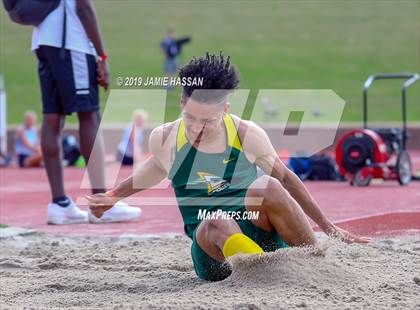 Thumbnail 3 in Bojangles Track and Field Classic (Field Events) photogallery.