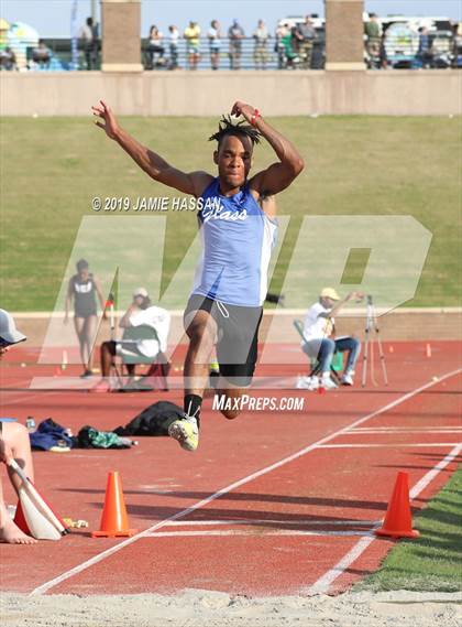 Thumbnail 3 in Bojangles Track and Field Classic (Field Events) photogallery.