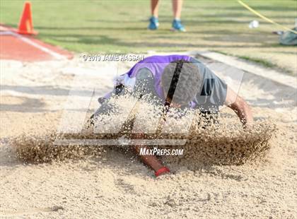 Thumbnail 1 in Bojangles Track and Field Classic (Field Events) photogallery.