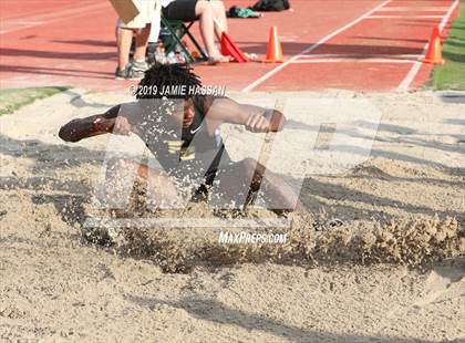 Thumbnail 2 in Bojangles Track and Field Classic (Field Events) photogallery.