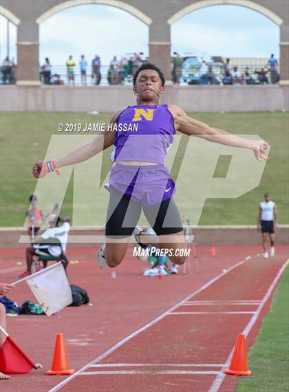 Thumbnail 3 in Bojangles Track and Field Classic (Field Events) photogallery.