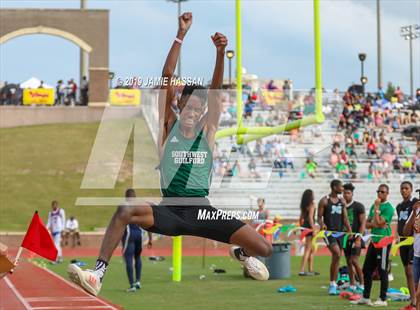 Thumbnail 2 in Bojangles Track and Field Classic (Field Events) photogallery.