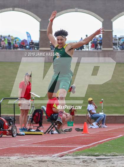 Thumbnail 3 in Bojangles Track and Field Classic (Field Events) photogallery.