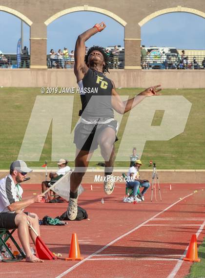 Thumbnail 3 in Bojangles Track and Field Classic (Field Events) photogallery.