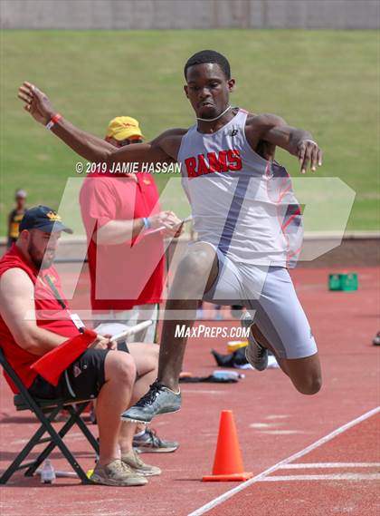 Thumbnail 3 in Bojangles Track and Field Classic (Field Events) photogallery.