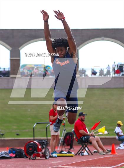 Thumbnail 2 in Bojangles Track and Field Classic (Field Events) photogallery.