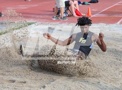 Thumbnail 1 in Bojangles Track and Field Classic (Field Events) photogallery.