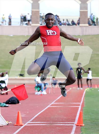 Thumbnail 1 in Bojangles Track and Field Classic (Field Events) photogallery.