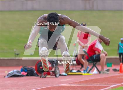 Thumbnail 2 in Bojangles Track and Field Classic (Field Events) photogallery.