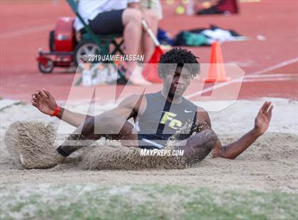 Thumbnail 1 in Bojangles Track and Field Classic (Field Events) photogallery.