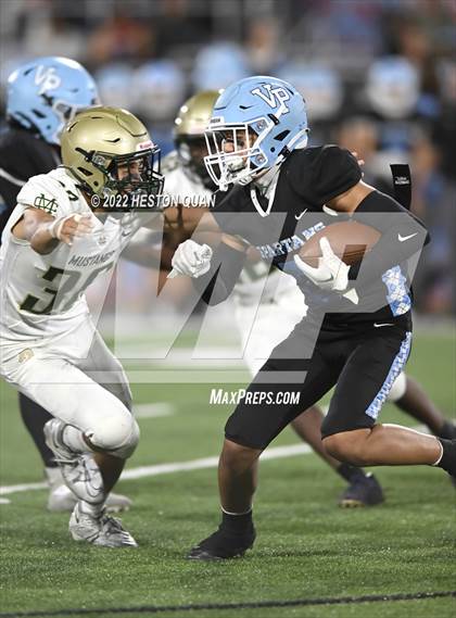 Thumbnail 2 in Mira Costa @ Villa Park photogallery.