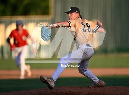 Thumbnail 2 in Port Barre @ Berwick (LHSAA Division III Non-Select Regional) photogallery.