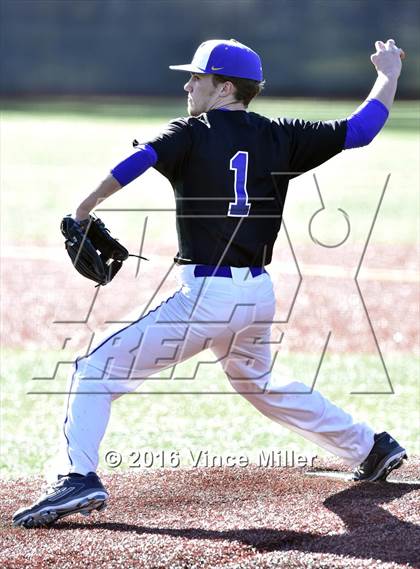 Thumbnail 1 in Kentlake @ Tahoma photogallery.