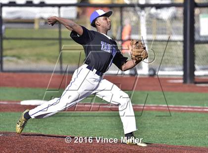 Thumbnail 3 in Kentlake @ Tahoma photogallery.