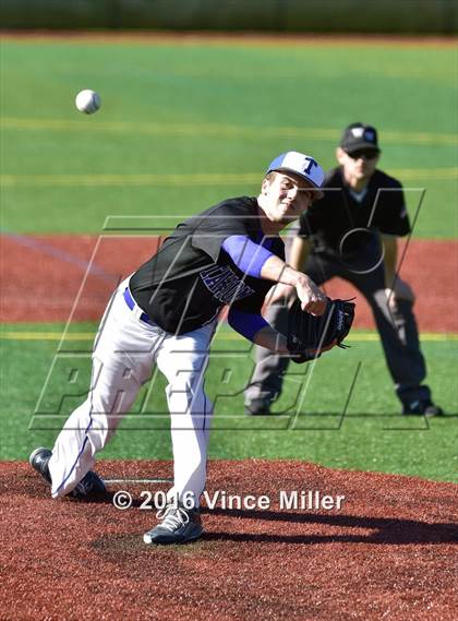 Thumbnail 1 in Kentlake @ Tahoma photogallery.