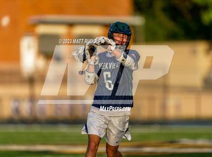 Thumbnail 1 in Creekview @ Marist photogallery.