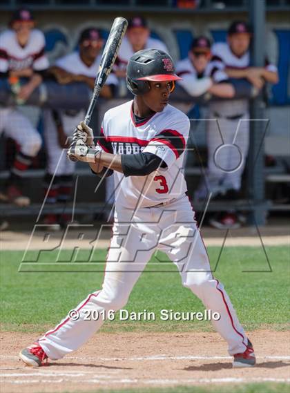 Thumbnail 2 in Simi Valley vs. Nansemond River (Coach Bob National Invitational) photogallery.